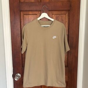 Nike Men's Short Sleeve Tan Tee